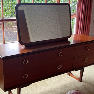 Retro sideboard 