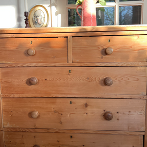 Antique pine chest of drawers