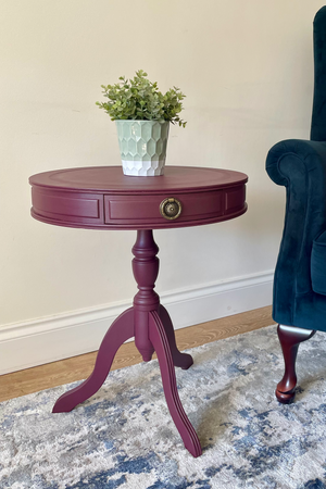 Small round side table/wine table