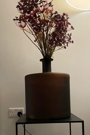 A designer Big Tatelu Glass Matt Vase ( Dimensions: Ø33x33 cm)
